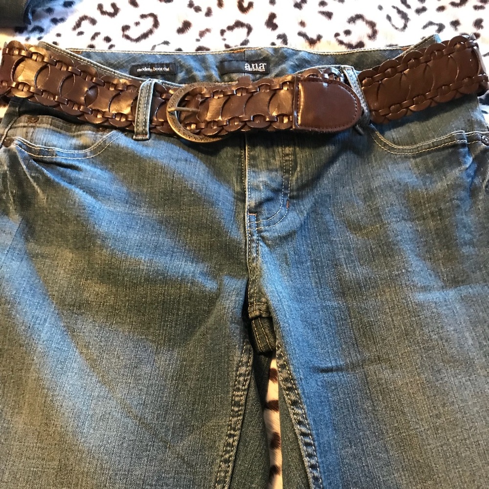 ladies Jeans. A new approach size 6